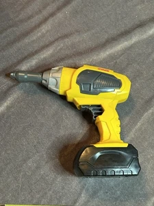 Fisher Price Drillin' Action Tool Yellow Cordless Drill WORKS FORWARD & REVERSE - Picture 1 of 11