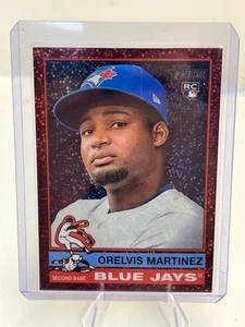 2025 Topps Heritage Chrome Burgundy Sparkle Orelvis Martinez #383 - Picture 1 of 2