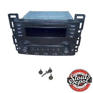 2004-2008 Chevrolet Malibu Stereo Radio AM FM CD 22723439 GM OEM - Picture 1 of 10