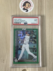 2025 Topps Chrome Freddie Freeman #239 Green Rainbow Foil /99 PSA 9 - Bild 1 von 2