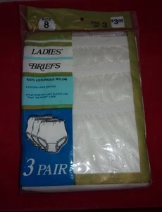 Damen 100% Nylon Slips weiß 3er Pack Oma Höschen Vintage '86 McCrory's Gr. 8 NEU - Bild 1 von 4