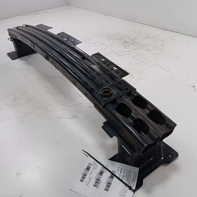 Refuerzo de parachoques superior delantero para Nissan Versa 20-23 Foto 1 de 4