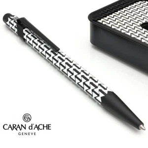Bolígrafo Caran D'Ache Edición Limitada 849 Alexander Girard Nf0849-124 Negro - Imagen 1 de 5