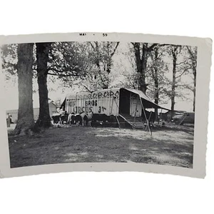 Hagen Brothers 3 Ring Circus 1959 B & W Snapshot Glossy Photo Horses Trailor - Picture 1 of 5