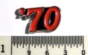 1970 Year Pin (1 ) pin '70 _ Auto _ Birthdays _ Anniversary Occasions ? - Picture 1 of 6