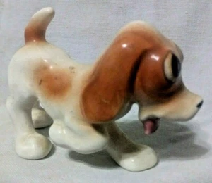 Clover Leaf Beagle Basset Hound Dog Vintage  Ceramic Figurine - Picture 1 of 10
