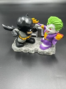 Warner Bros DC Ooshies 4 Inch Versus Pack – Batman vs Joker - Bild 1 von 5