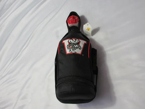 NEW Old Stock Vintage WISCONSIN BADGERS NCAA Water Bottle Tote Bowline Cover