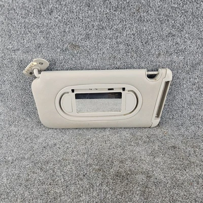 Chevy Malibu 2005-2009 parasol gris lado izquierdo conductor OEM pantalla G6 con luces Foto 1 de 4