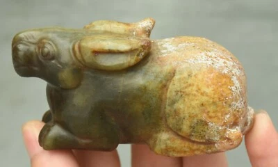 Estatua de conejo del zodiaco chino tallada en jade hetiano cultura Hongshan de 8,5 cm antigua China Foto 1 de 4
