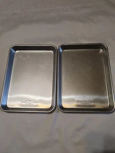 Nordic Ware Aluminium Rechteck Blech Kuchenform mit Deckel 9x13 Zoll HERGESTELLT IN USA - Bild 1 von 3