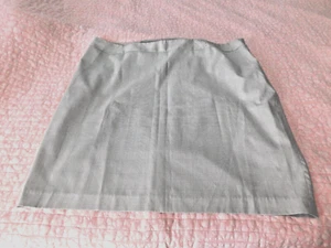 Lane Bryant, neu ohne Etikett, Größe 24, beige-weiß, gefütterter Rock mit Reißverschluss - Bild 1 von 5