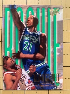 1995-96 FLEER ULTRA KEVIN GARNETT #274 - Rookie! - Foto 1 di 2