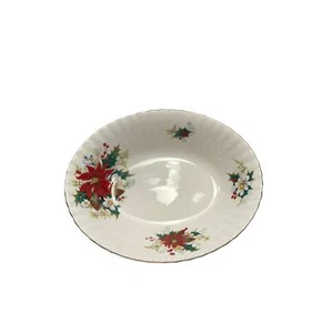 Vintage 1976 Royal Albert Poinsettia Oval Vegetable Bowl - Picture 1 of 5