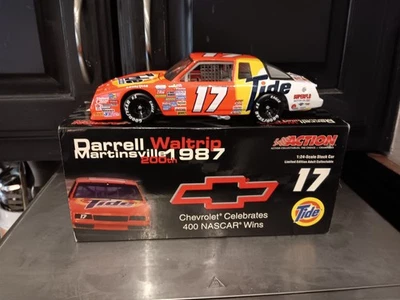 1/24 Action Darrell Waltrip 1987 Tide Chevy 400 NASCAR Wins Clear Window Car - Image 1 of 4