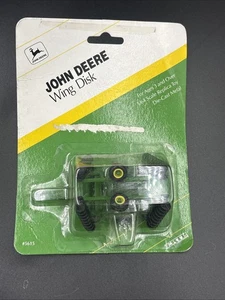 Ertl 1/64 John Deere Wing Disk 1996 #5615 - Bild 1 von 7