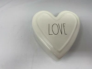 Rae Dunn Love White 6x5in Heart Ceramic Jewelry Box AA02B38010 - Picture 1 of 10