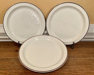 Lot Of 3 Vintage 1974 Royal Doulton TING Dinner Plates: Embossed Flowers • Cream - Picture 1 of 10