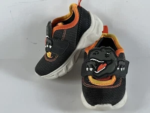 Carter's Kleinkind Jungen Dinosaurier T-Rex Turnschuhe Gr. 4M grau orange leuchtende Schuhe - Bild 1 von 7