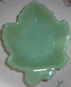 Fire King Anchor Hocking Jadeite green Maple Leaf candy nut dish bowl 6.5" EUC - Picture 1 of 7
