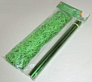 EASTER GIFT BASKET KIT~CELLOPHANE`PAPER SHRED~MATCHING TIE~Green - Bild 1 von 1