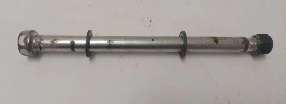 Perno de eje de rueda delantera Yamaha XT225 OEM Foto 1 de 4