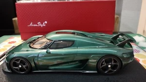 AvanStyle Koenigsegg Regera, Green Tintde Carbon, Resin with No Openings 1/18. - Picture 1 of 12