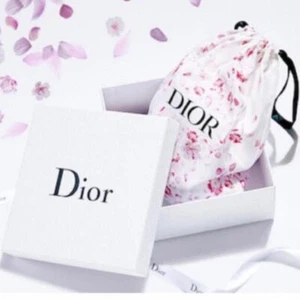 Dior Floral Drawstring Pouch White w/Box Limited RARE - Picture 1 of 4
