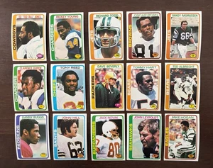 Lote de 40 tarjetas de fútbol americano Topps 1978 en muy buen estado excelente + demasiado alto Jones Young Todd + - Imagen 1 de 3