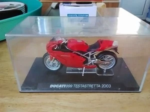 DUCATI TESTASTRETTA 2003 1:24 IXO MODEL - Picture 1 of 5