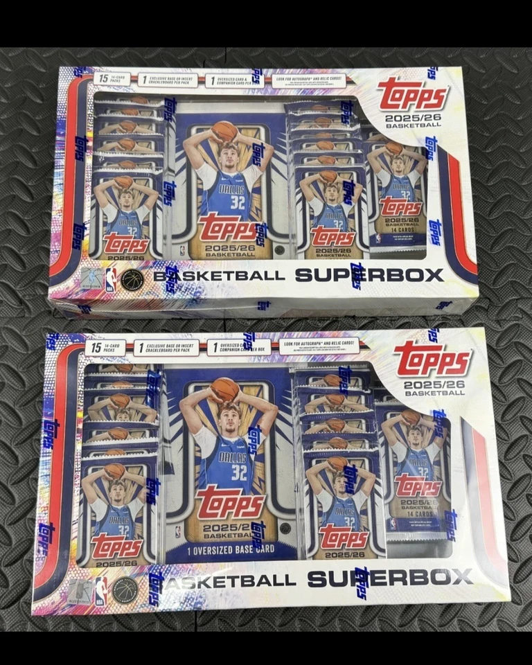 Totalmente Nuevo EN MANO 2025 - 26 (2 cajas) Topps Baloncesto NBA Costco Flagship Flagg Foto 1 de 1