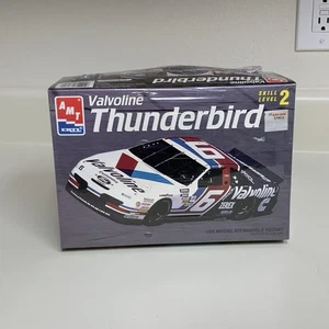 Factory Sealed AMT/Ertl Mark Martin #6 Valvoline Thunderbird #8189 - Bild 1 von 10