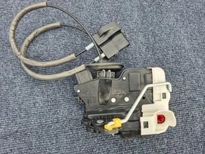 Genuine OEM Front Left Driver Side Door Lock Actuator 2011-2013 Kia Optima - Picture 1 of 7