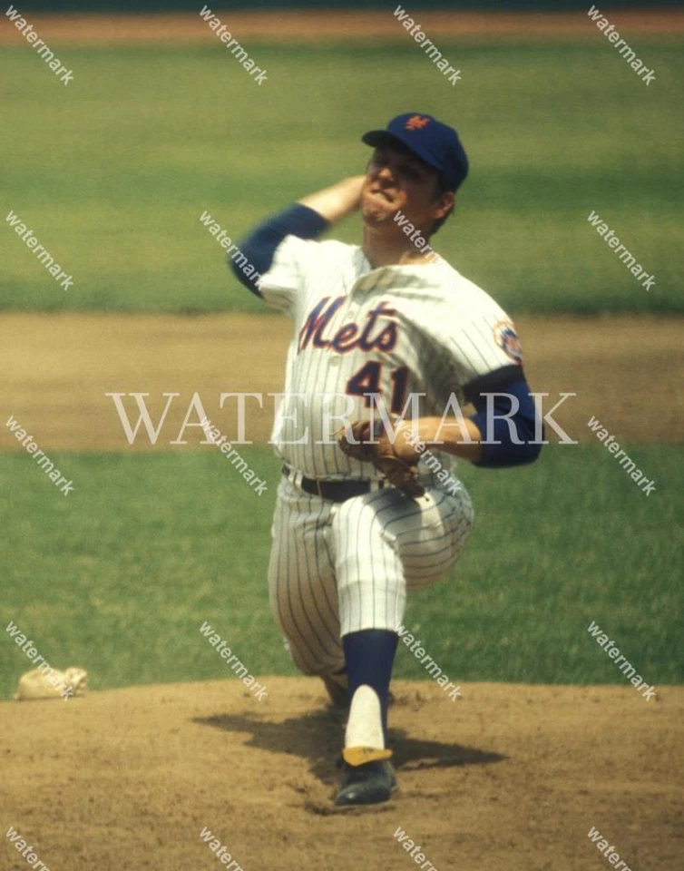 MG286 Tom Seaver 1969 Mets Baseball 8x10 11x14 16x20 Photo - Image 1 of 1