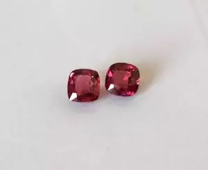 1.60 Carats Natural Red Spinel 5X5 mm Pair Cushion Cut Loose Gemstones - Picture 1 of 5