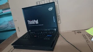 Lot of 2 Lenovo Thinkpad R500 & Thinkpad R61 Laptops 15.4" LCD Screen For Parts - Picture 1 of 19