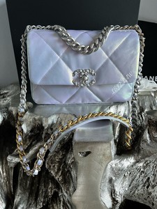 chanel 19 flap bolsa grey