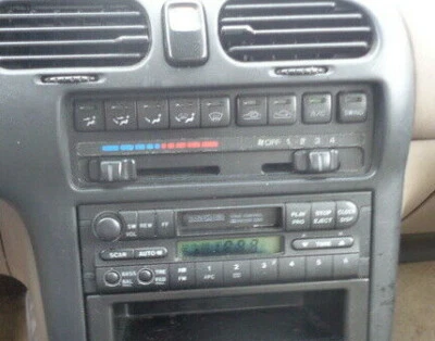 Mazda 626: 1995, 1996, 1997, control de aire acondicionado y calefacción # MZGCN61190D  Foto 1 de 4