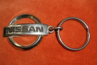 Porte-clé Key Ring NISSAN ALLIANCE MOTORS 51 SAS REIMS EPERNAY CHALONS CHAMPAGNE - Photo 1/2
