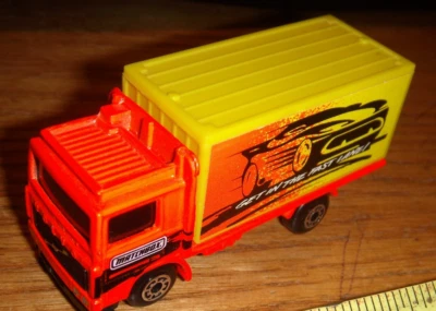 MATCHBOX ORANGE VOLVO CONTAINER TRUCK MB20-D33 LOOSE DIE CAST - Image 1 of 2