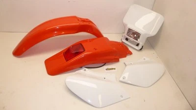 Verkleidungssatz Plastiksatz plastic kit passt an Honda Xr 250 450 R 96-23 rot-w - Bild 1 von 4