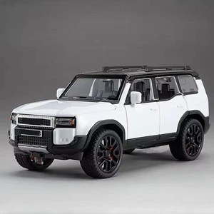 1:32 Alloy SUV Car Model – Die-cast Pull Back Toy with Lights & Sound White - Picture 1 of 9