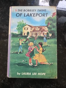 Bobbsey Twins - VINTAGE, matte cover - #1 The Bobbsey Twins of Lakeport - Imagen 1 de 9