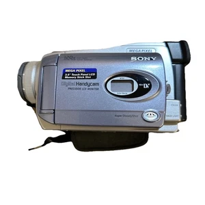 Videocámara digital Sony DCR-TRV38 Handycam Mini DV en excelente estado - Imagen 1 de 5