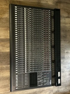 Mackie 32x8x2 8-Bus Mischpult 32/8 mit Netzteil. Top Zustand - Bild 1 von 24