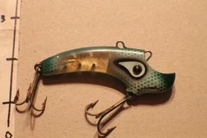 Vintage Kautzky SKITTER IKE Köder (grün/silber) Schuppenmuster First Made in 1955 - Bild 1 von 3