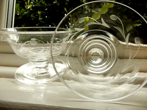 Stuart Crystal Dessert Bowls With Spoon Rest Individual SIGNED 1st NO DAMAGE - Picture 1 of 14