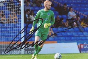 OLDHAM: JOEL COLEMAN SIGNED 6x4 ACTION PHOTO+COA - Picture 1 of 1