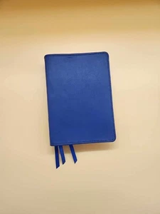 Premium Leather Bible- Blue Cowide CSB She Reads Truth with 3 Blue Ribbons - Foto 1 di 7