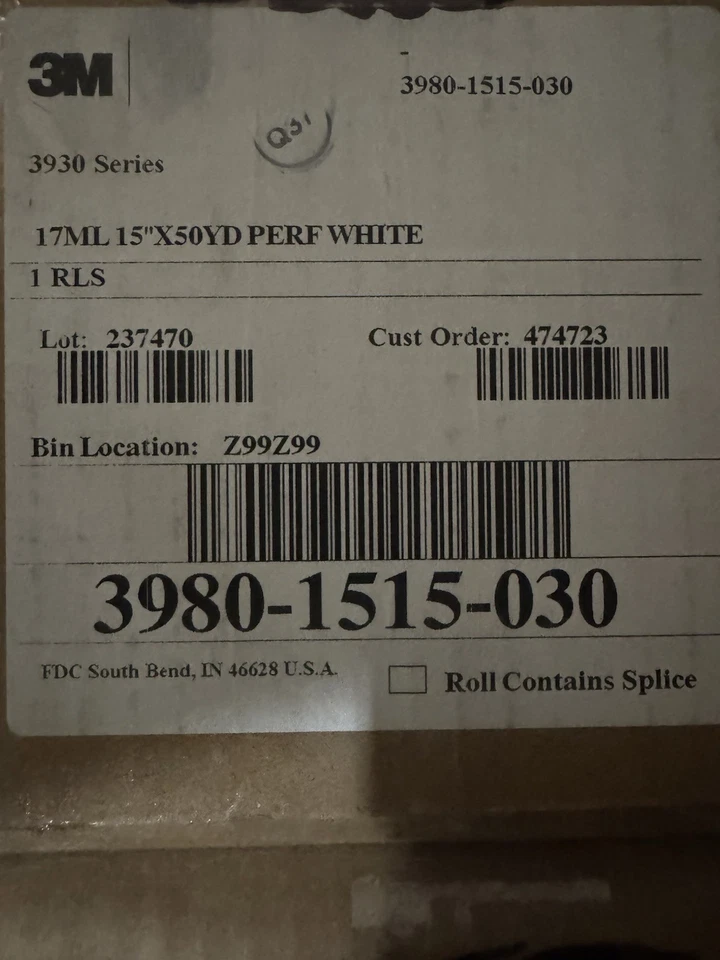 3M WHITE PRISMATIC REFLECTIVE VINYL PUNCHED TRACTOR FEED 15” X 50 Yards - Image 1 of 3